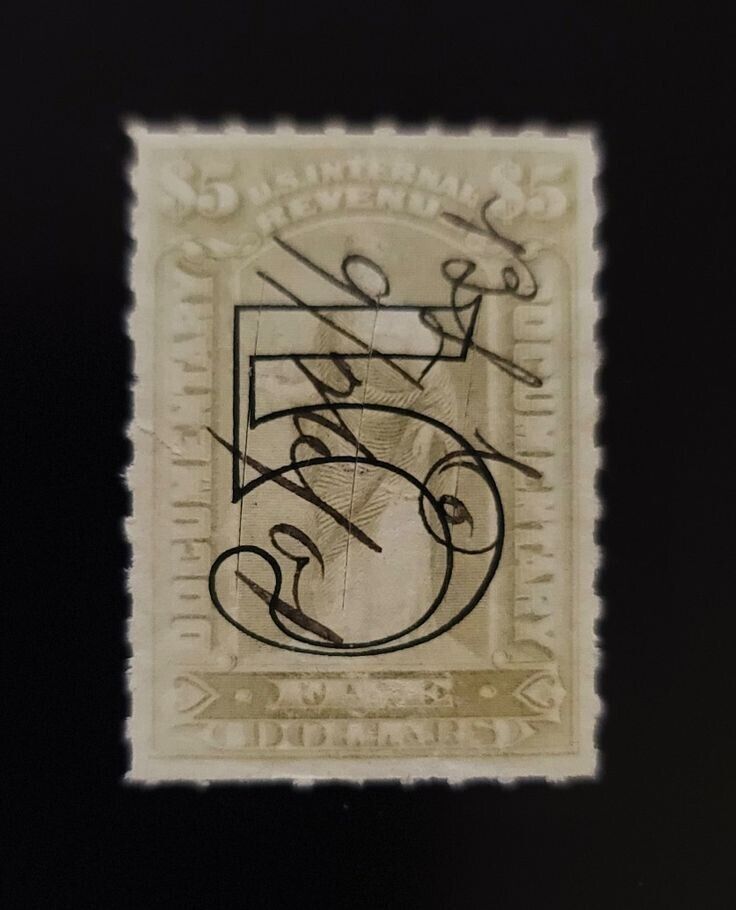 5592511