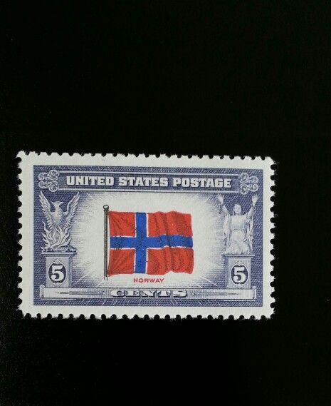 5549238