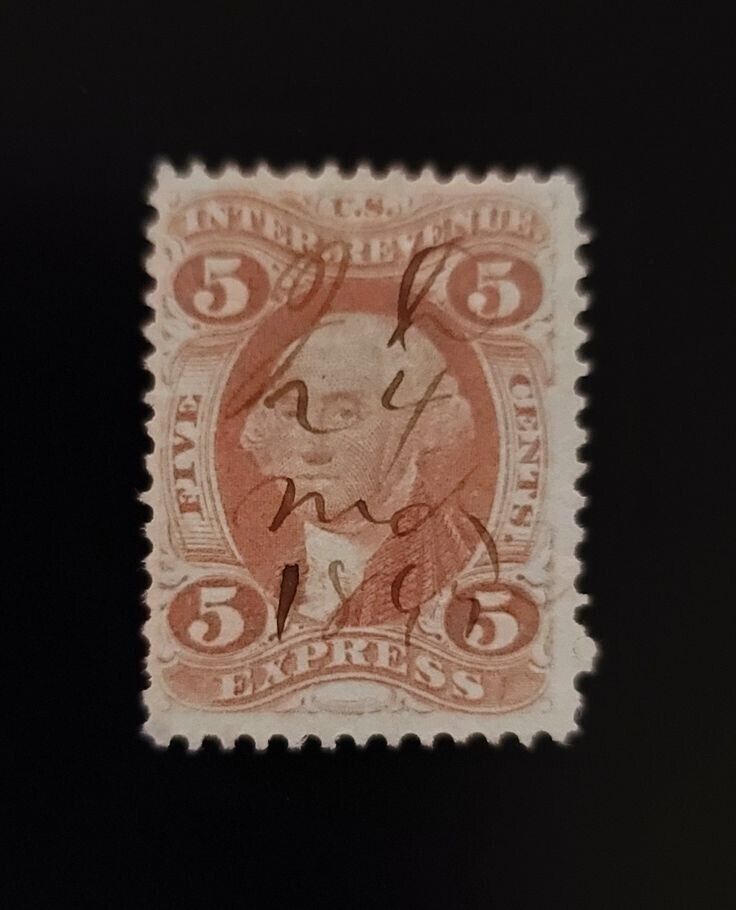 5645792