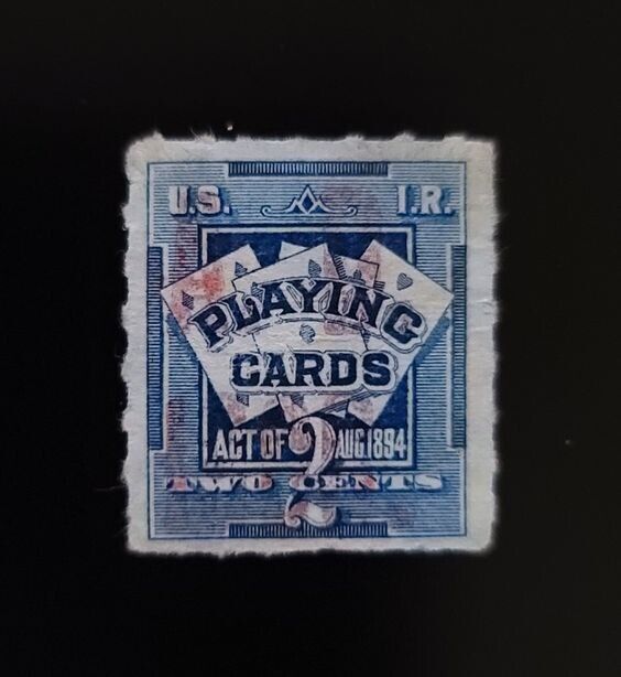 5549008
