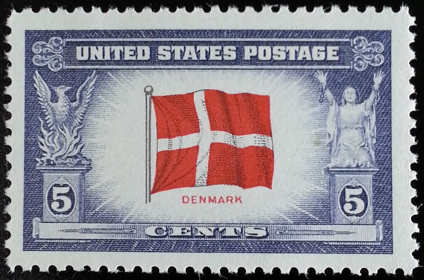 5549622