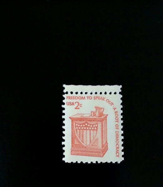 5548371