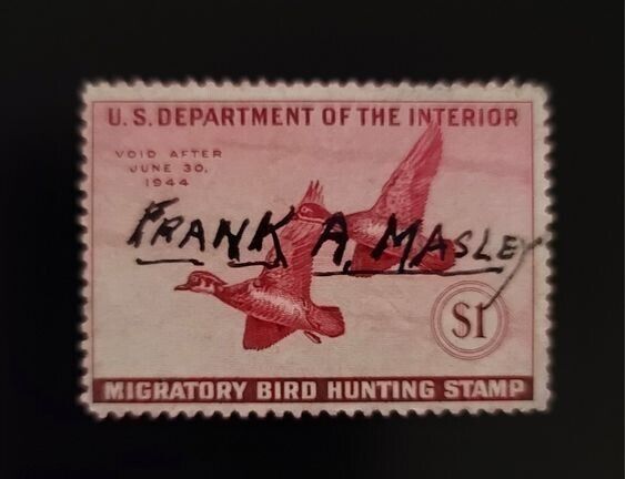 5552928